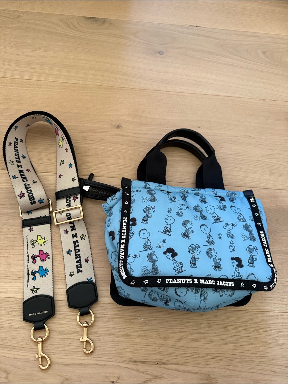 Marc Jacobs X Peanuts Snoopy Character Print Small Blue Nylon Puffy Tote - Picture 2 of 7